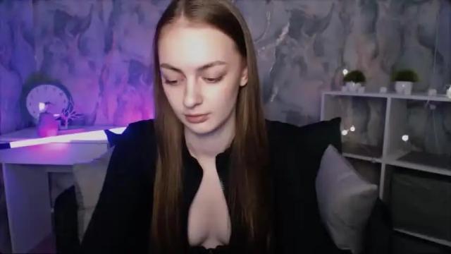 Image 11 of greymadison Stream on Chaturbate on 16 months ago