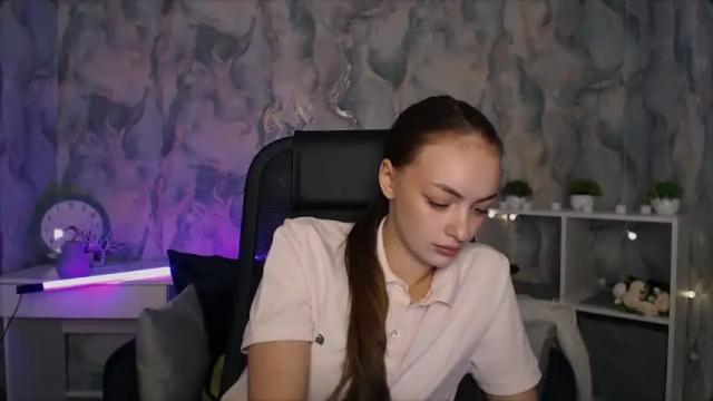 Image 11 of greymadison Stream on Chaturbate on 16 months ago