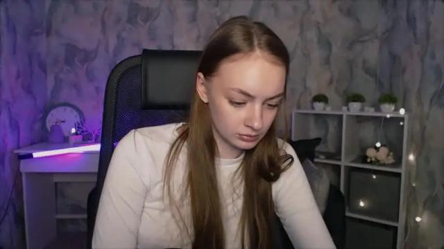 Image 6 of greymadison Stream on Chaturbate on 15 months ago