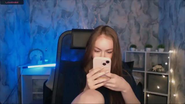 Image 6 of greymadison Stream on Chaturbate on 15 months ago