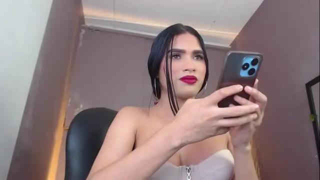 Image 2 of greys_ath Stream on Chaturbate on 7 days ago