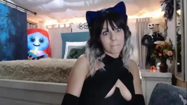 Image 11 of greywildflowerxx Stream on Chaturbate on 19 months ago