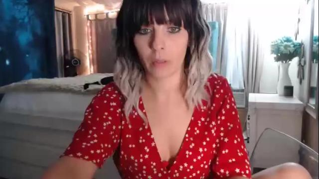 Image 4 of greywildflowerxx Stream on Chaturbate on 19 months ago