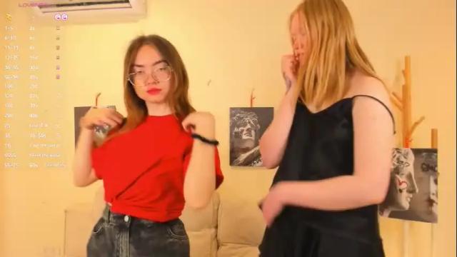 Image 4 of grinjenn Stream on Chaturbate on 2 months ago