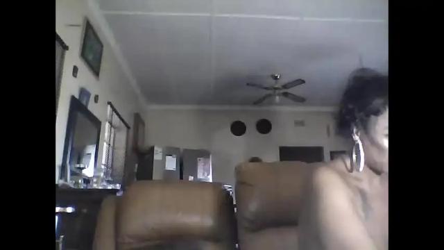 Image 7 of gucci_bx Stream on Chaturbate on 15 days ago