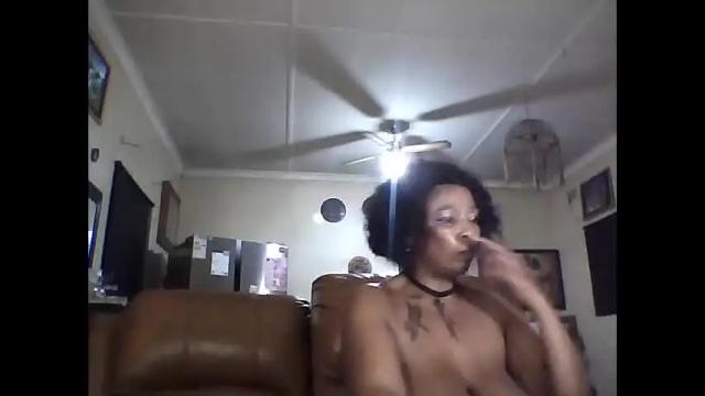 Image 7 of gucci_bx Stream on Chaturbate on 2 months ago