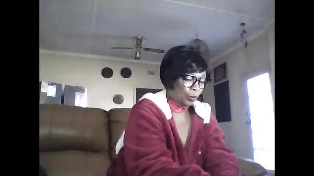 Image 4 of gucci_bx Stream on Chaturbate on 1 month ago