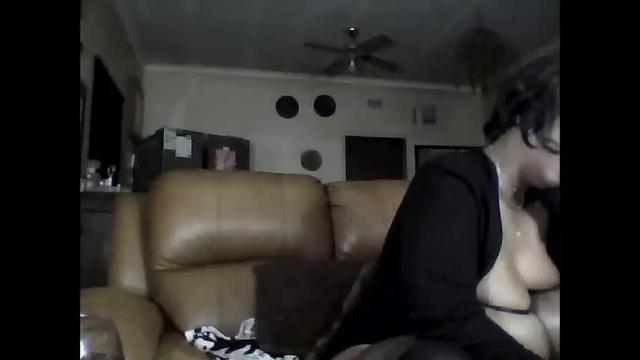 Image 12 of gucci_bx Stream on Chaturbate on 2 months ago