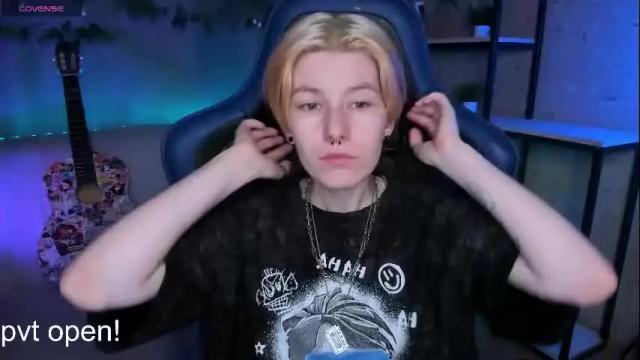 Thumbnail 1, guitarandangel's Stream at Chaturbate, 17 days ago