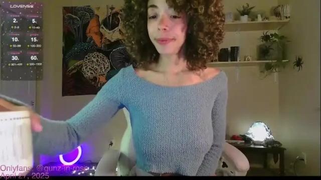 Image 4 of gunzinrose Stream on Chaturbate on 10 days ago
