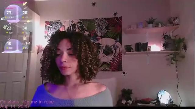 Image 6 of gunzinrose Stream on Chaturbate on 2 months ago