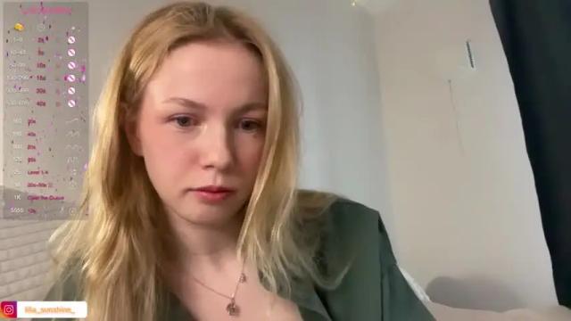 Image 4 of gwen_stasy Stream on Chaturbate on 22 months ago