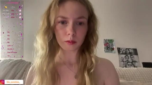 Image 8 of gwen_stasy Stream on Chaturbate on 14 months ago