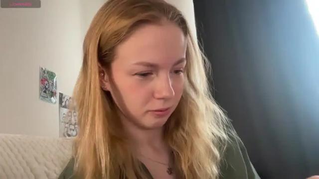 Image 4 of gwen_stasy Stream on Chaturbate on 14 months ago