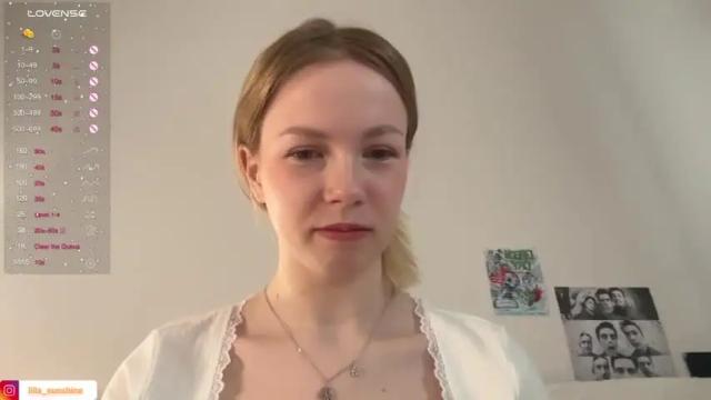Image 11 of gwen_stasy Stream on Chaturbate on 14 months ago