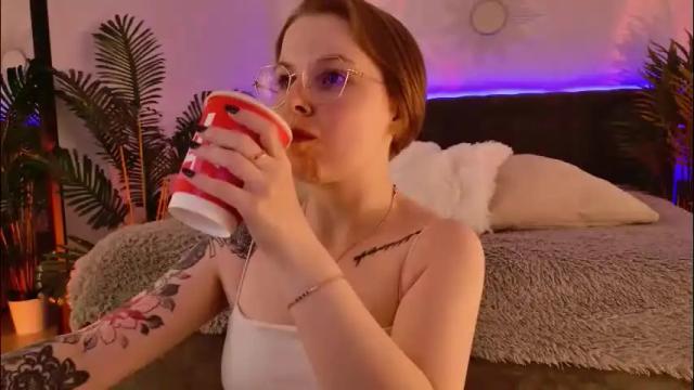 Thumbnail 2, gwenhilton's Stream at Chaturbate, 2 months ago