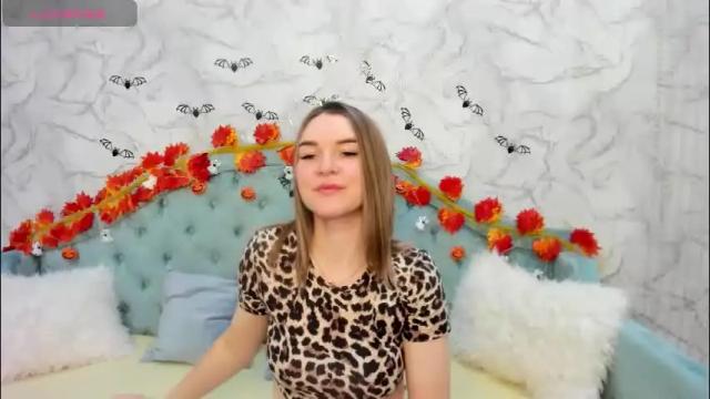 Image 8 of gwensmitt Stream on Chaturbate on 2 months ago