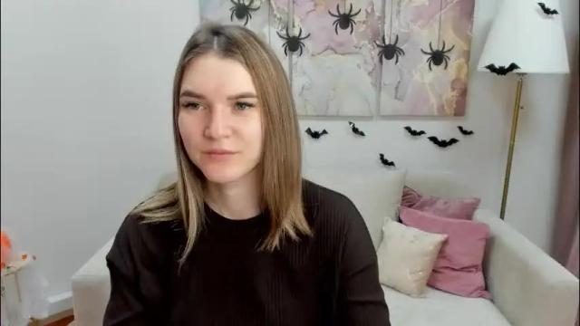 Thumbnail 1, gwensmitt's Stream at Chaturbate, 2 months ago