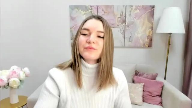 Image 2 of gwensmitt Stream on Chaturbate on 2 months ago