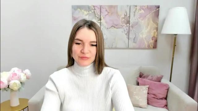 Image 3 of gwensmitt Stream on Chaturbate on 2 months ago