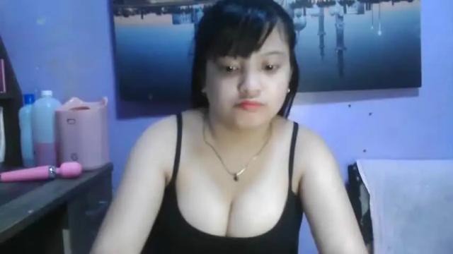 Image 8 of gwyneth2001 Stream on Chaturbate on 16 months ago