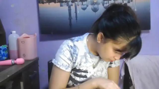Image 2 of gwyneth2001 Stream on Chaturbate on 16 months ago
