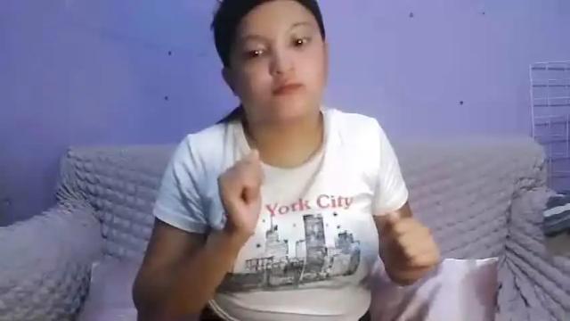 Image 10 of gwyneth2001 Stream on Chaturbate on 14 months ago