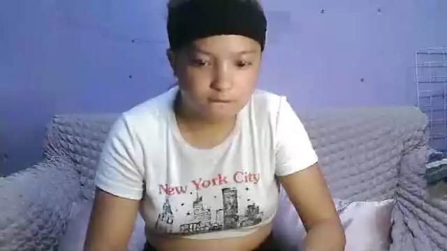 Image 11 of gwyneth2001 Stream on Chaturbate on 14 months ago