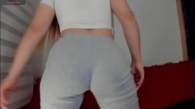 Image 11 of gwyneth_paltrow Stream on Chaturbate on 1 month ago