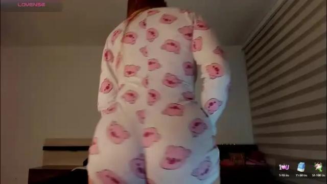 Image 12 of gwyneth_paltrow Stream on Chaturbate on 2 days ago