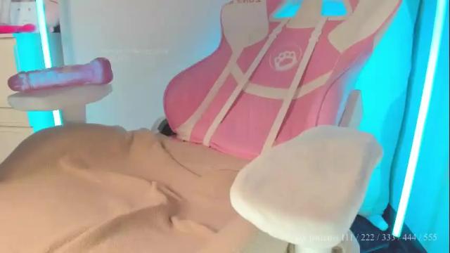 Image 2 of gylaxie Stream on Chaturbate on 5 months ago