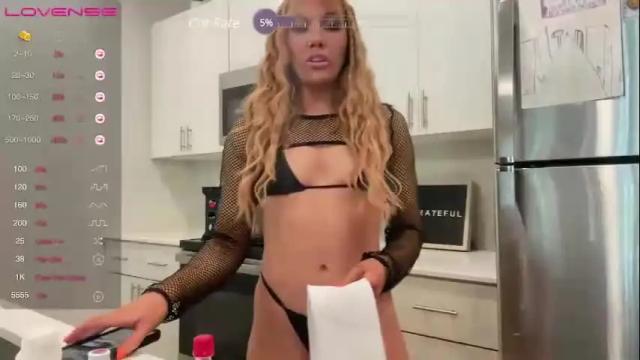 Image 10 of gymbaejosie Stream on Chaturbate on 19 months ago