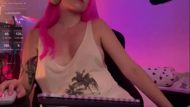 Image 7 of h2h0e Stream on Chaturbate on 8 days ago