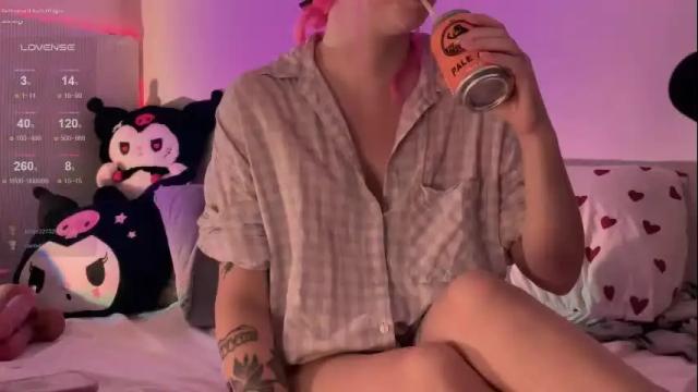 Image 11 of h2h0e Stream on Chaturbate on 4 days ago