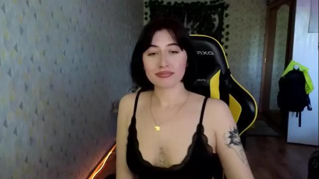 Image 2 of h3l9a_pataki Stream on Chaturbate on 22 days ago