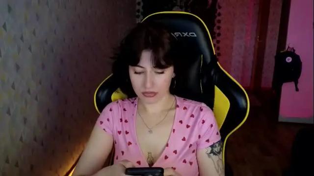 Image 2 of h3l9a_pataki Stream on Chaturbate on 7 days ago
