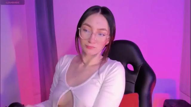 Image 2 of haanna_thompsoon Stream on Chaturbate on 3 months ago