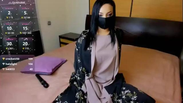 Image 3 of habibi_moon Stream on Chaturbate on 27 days ago