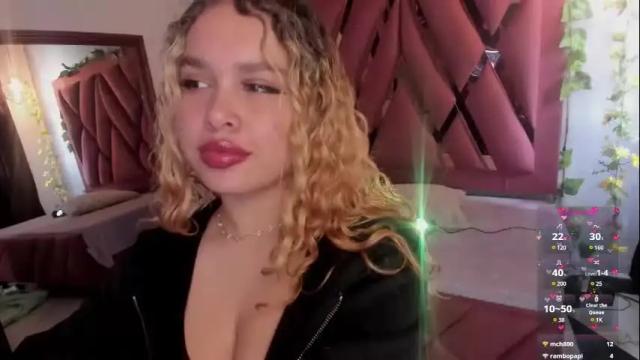 Image 2 of haelycute Stream on Chaturbate on 1 month ago