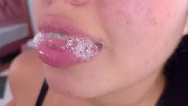 Image 10 of haelycute Stream on Chaturbate on 14 days ago