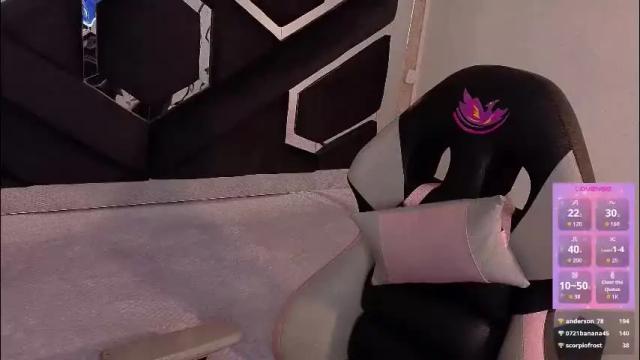 Image 4 of haelycute Stream on Chaturbate on 16 days ago