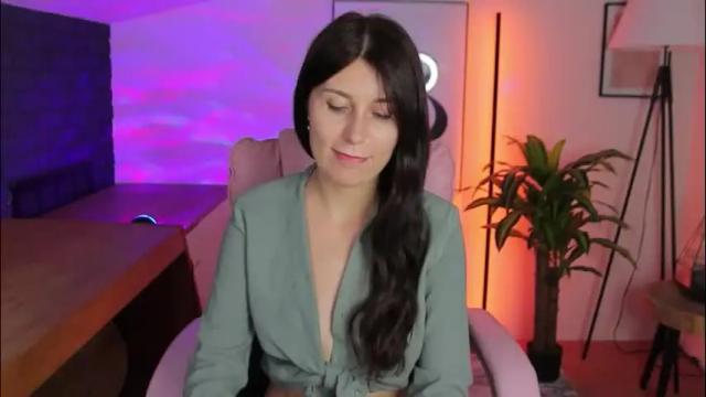 Image 10 of hailey__green Stream on Chaturbate on 2 months ago