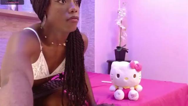 Image 10 of hailey_joneess Stream on Chaturbate on 12 months ago