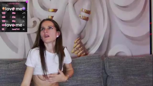 Image 7 of hailey_peach Stream on Chaturbate on 1 month ago