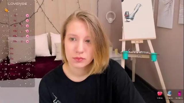 Image 4 of haileyfoxy Stream on Chaturbate on 1 month ago