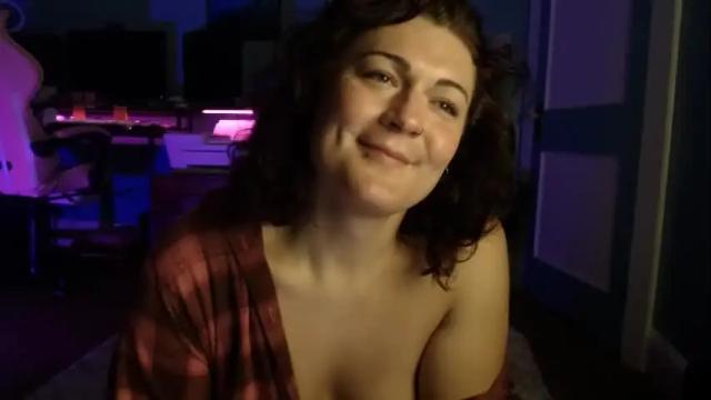 Image 4 of haileyharper Stream on Chaturbate on 14 days ago