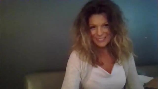 Image 2 of haileys123 Stream on Chaturbate on 1 month ago