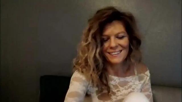 Image 10 of haileys123 Stream on Chaturbate on 27 days ago