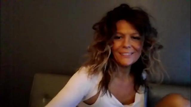 Image 7 of haileys123 Stream on Chaturbate on 20 days ago