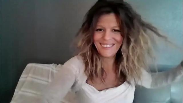 Image 2 of haileys123 Stream on Chaturbate on 15 days ago